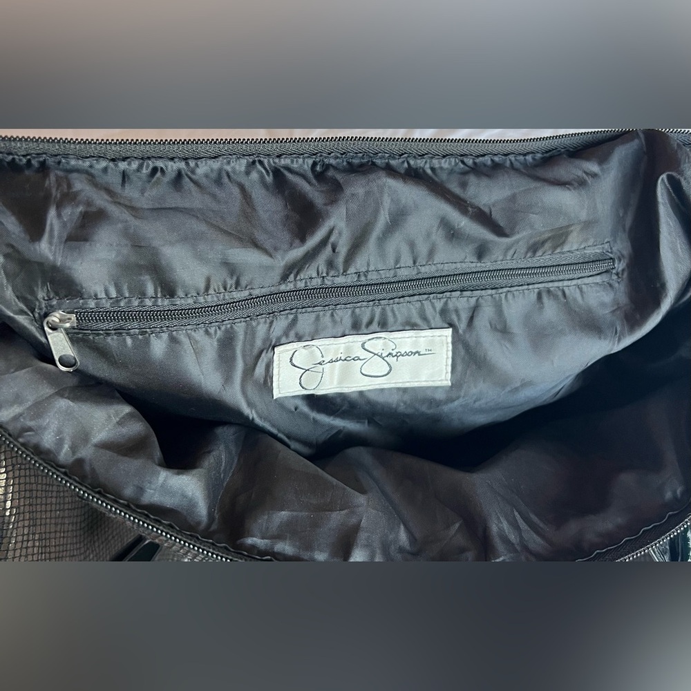 Jessica Simpson Stylish Brown Large Overnight/Travel Tote Bag - Picture 3 of 4